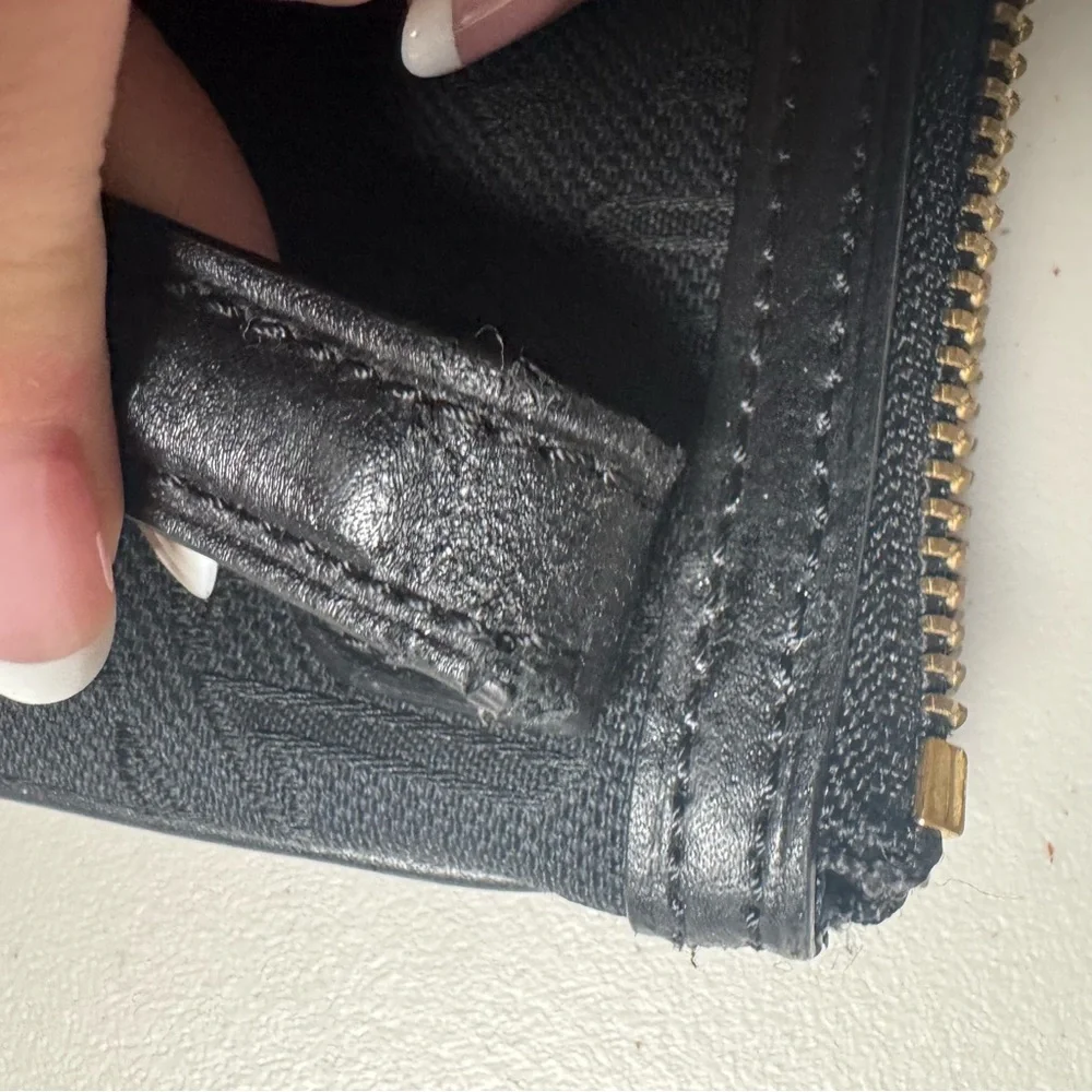 Lauren Ralph Lauren Vintage small Black Messenger Bag with Gold‎ Crossbody